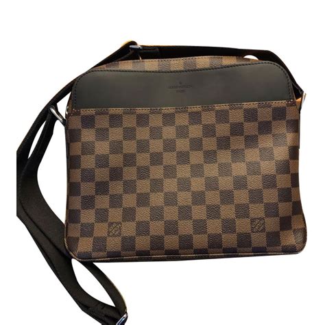 sac en bandoulière homme louis vuitton|Sacs bandoulière luxe homme .